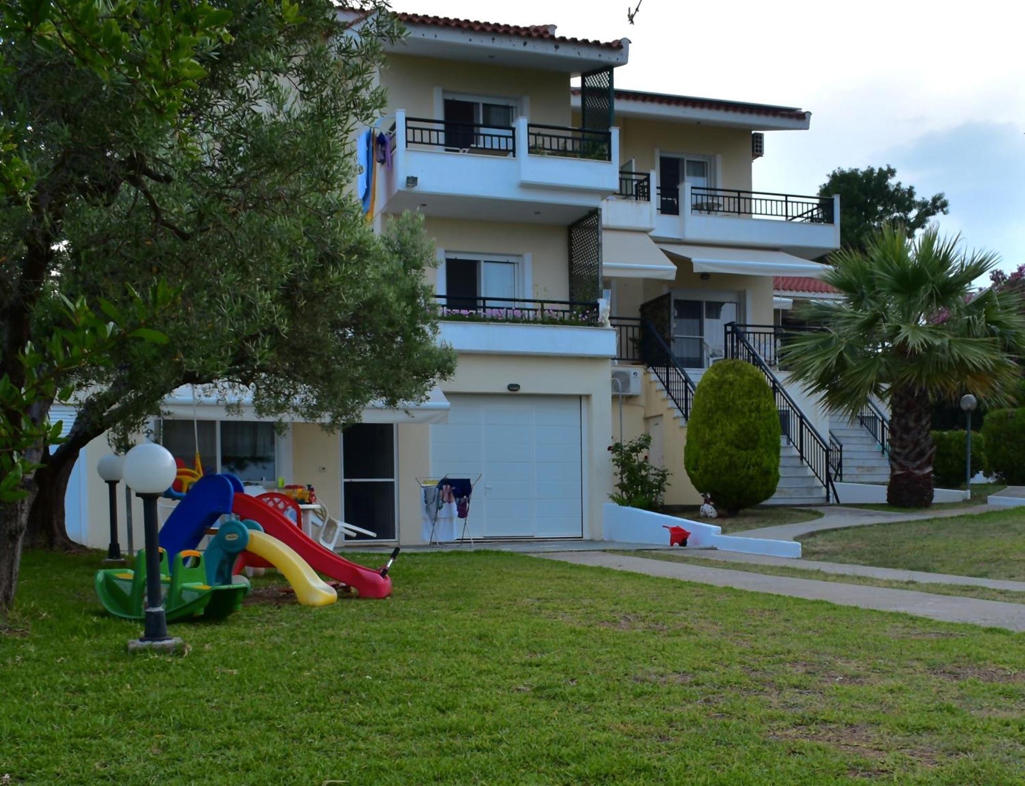 Elegant Maisonettes Elena Nea Poteidaia Exterior foto