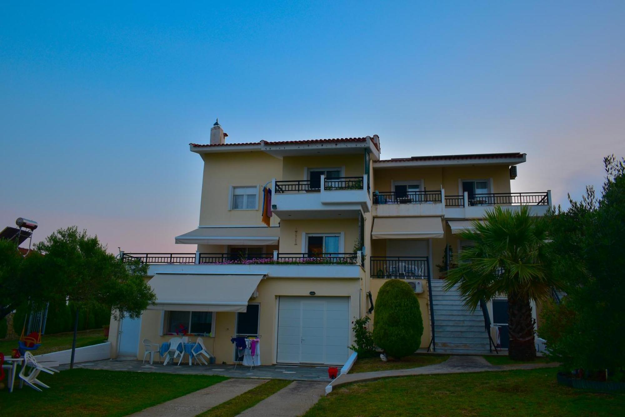 Elegant Maisonettes Elena Nea Poteidaia Exterior foto